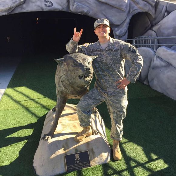 Meet your Posher, Lucas - Picture 1 of 1